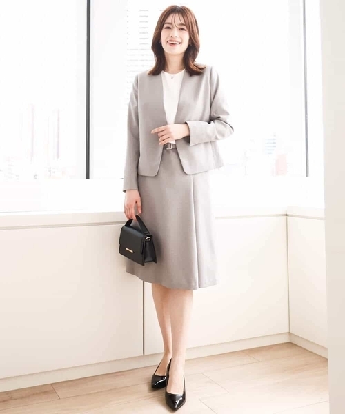 OFUON le MK（オフオンルエムケー）の「[セットアップ対応]ラップ風スカート/洗える（スカート・レディース・グレー/ネイビー・36/38/40）」の4枚目の写真