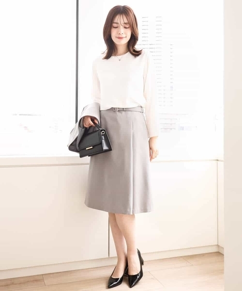 OFUON le MK（オフオンルエムケー）の「[セットアップ対応]ラップ風スカート/洗える（スカート・レディース・グレー/ネイビー・36/38/40）」の8枚目の写真