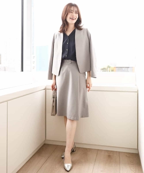 OFUON le MK（オフオンルエムケー）の「[セットアップ対応]ラップ風スカート/洗える（スカート・レディース・グレー/ネイビー・36/38/40）」の11枚目の写真