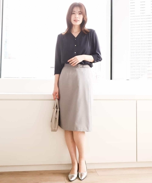 OFUON le MK（オフオンルエムケー）の「[セットアップ対応]ラップ風スカート/洗える（スカート・レディース・グレー/ネイビー・36/38/40）」の14枚目の写真