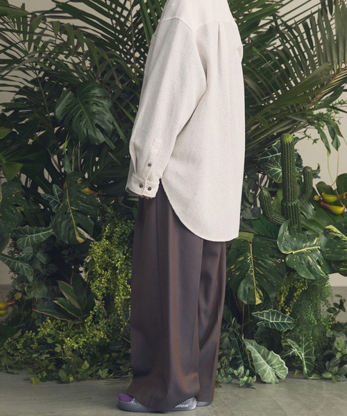 MAISON SPECIAL（メゾンスペシャル）の「《UNISEX》4 Colors Chambray Washable Wool Prime-Wide One Tuck Wide Pants/4色シャンブレーウォッシャブルウールプライムワイドワンタックワイドパンツ【MAISON SPECIAL/メゾンスペシャル】（スラックス・メンズ・ライトブルー/チャコールグレー/ブルー/ブラック/グレー/ダークブラック/サックスブルー・2/1/0）」の18枚目の写真