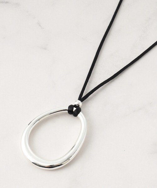 INDIVI（インディヴィ）の「【フリー調整】メタルワントップロングネックレス（ネックレス・レディース・シルバー/ゴールド・00）」の2枚目の写真