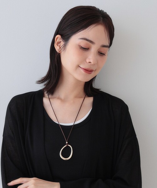 INDIVI（インディヴィ）の「【フリー調整】メタルワントップロングネックレス（ネックレス・レディース・シルバー/ゴールド・00）」の8枚目の写真