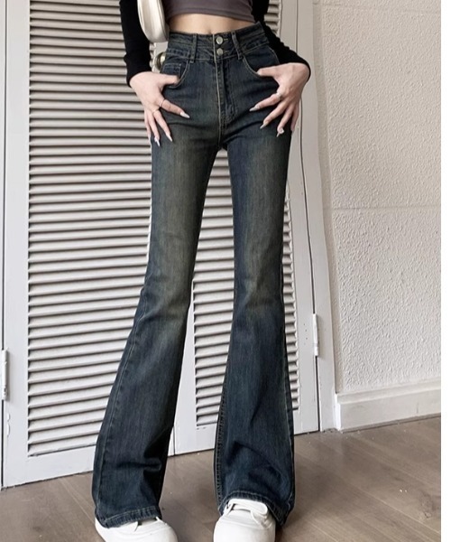 REBALANCE(リバランス)の「レディースデニムフレアパンツ(デニムパンツ・レディース・B/C/D/A・MEDIUM/LARGE/X-LARGE)」の1枚目の写真