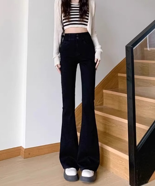 REBALANCE(リバランス)の「レディースデニムフレアパンツ(デニムパンツ・レディース・B/C/D/A・MEDIUM/LARGE/X-LARGE)」の4枚目の写真