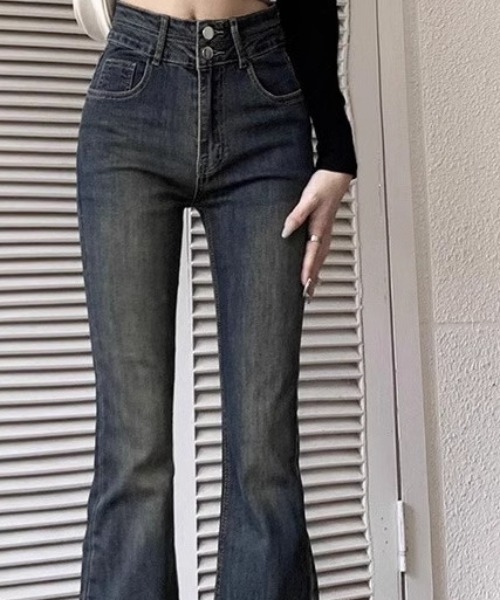 REBALANCE(リバランス)の「レディースデニムフレアパンツ(デニムパンツ・レディース・B/C/D/A・MEDIUM/LARGE/X-LARGE)」の7枚目の写真