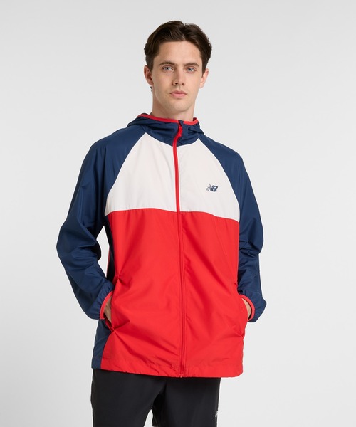 【新品未使用】New Balance パッカブルジャケット M セール】Athletics パッカブルジャケット（ナイロンジャケット