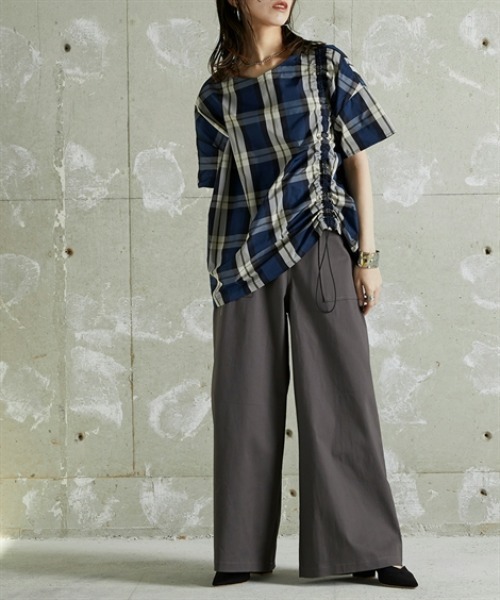 Soiunique（スワユニーク）の「BIGポケットベイカーワイドパンツ ［Soiunique］（その他パンツ・レディース・チャコール/イエロー/カーキ・M/L/LL）」の9枚目の写真