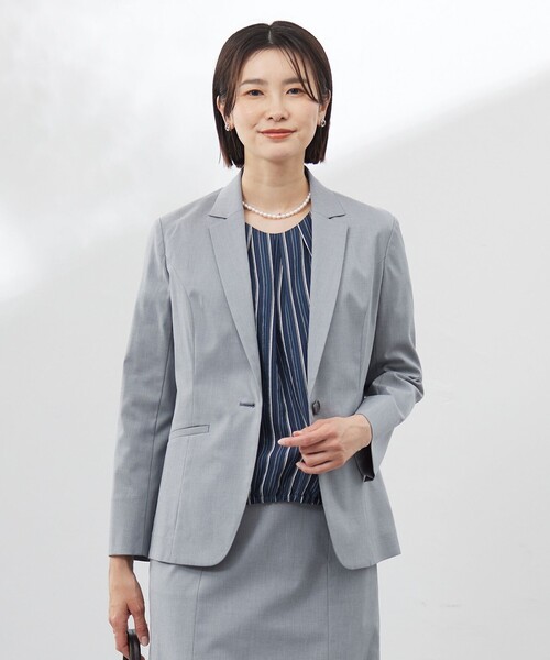 J.PRESS(ジェイプレス)の「【セットアップ対応・人気素材】コットンFITTY テーラード ジャケット(テーラードジャケット・レディース・ベージュ系/ネイビー系/ライトグレー系・9/7/13/11)」の2枚目の写真
