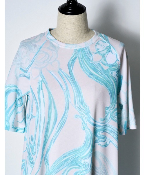 RUMCHE(ラムシェ)の「Marble Grace Cutsew Dress / マーブルグレースカットソードレス(ワンピース・レディース・ブルー系その他・FREE)」の5枚目の写真
