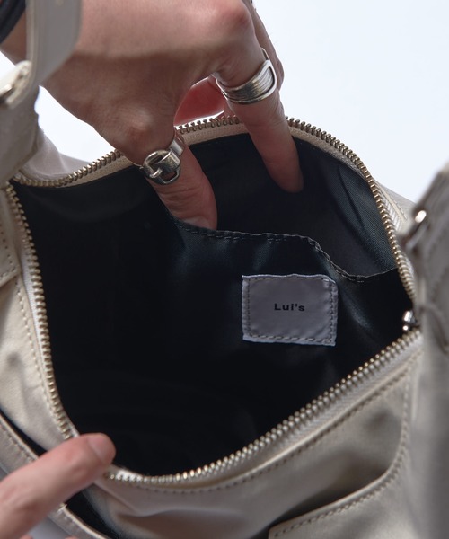 Lui's(ルイス)の「CRESCENT MOON 2WAY SHOULDER BAG(ショルダーバッグ・メンズ・ホワイト系その他/チャコールグレー/ブラック・FREE)」の9枚目の写真