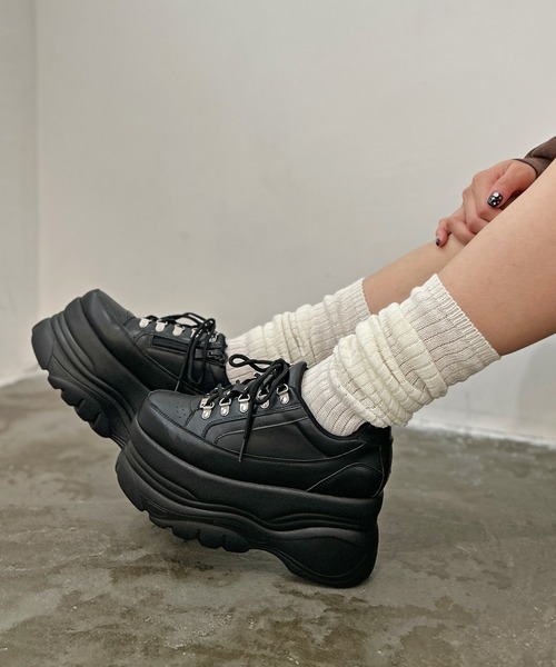 attagirl(アタガール)の「厚底ブラックスニーカー(スニーカー・レディース・ブラック・S/M/L/LL/3L)」の1枚目の写真