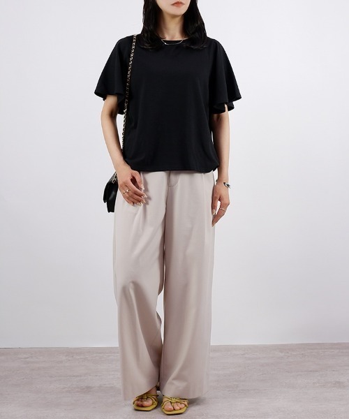 CLOTHY(クロシィ)の「【ゆったりお袖で暑い夏も快適!】フレア袖Tシャツ(Tシャツ/カットソー・レディース・その他/ブラック/オフホワイト/ネイビー・LARGE/MEDIUM)」の7枚目の写真