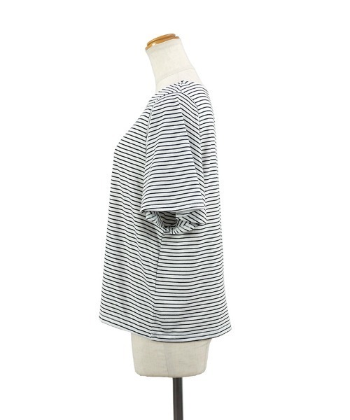 CLOTHY(クロシィ)の「【ゆったりお袖で暑い夏も快適!】フレア袖Tシャツ(Tシャツ/カットソー・レディース・その他/ブラック/オフホワイト/ネイビー・LARGE/MEDIUM)」の20枚目の写真