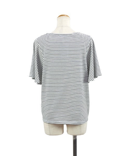 CLOTHY(クロシィ)の「【ゆったりお袖で暑い夏も快適!】フレア袖Tシャツ(Tシャツ/カットソー・レディース・その他/ブラック/オフホワイト/ネイビー・LARGE/MEDIUM)」の21枚目の写真