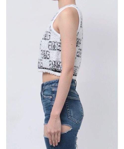 GYDA（ジェイダ）の「Symmetry GYDA パイルニットトップス（ニット/セーター・レディース・オフホワイト/ブラック/スカイブルー・FREE）」の15枚目の写真