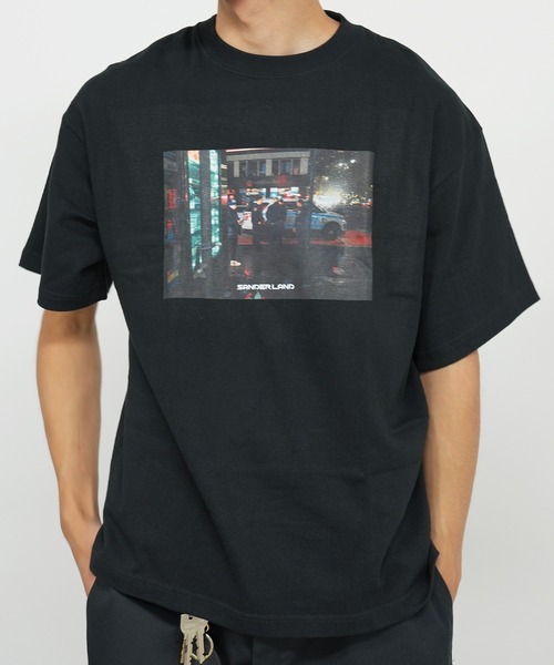 BASIS（ベイシス）の「SANDER LAND 8.2ozオーガニックコットン NY night 半袖Tシャツ（Tシャツ/カットソー・メンズ・ホワイト/ブラック・MEDIUM/LARGE/X-LARGE）」の19枚目の写真