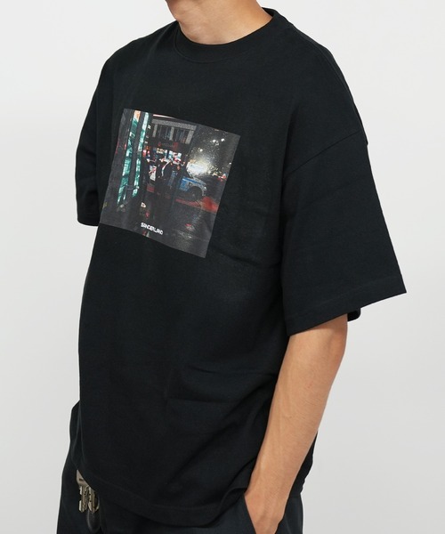 BASIS（ベイシス）の「SANDER LAND 8.2ozオーガニックコットン NY night 半袖Tシャツ（Tシャツ/カットソー・メンズ・ホワイト/ブラック・MEDIUM/LARGE/X-LARGE）」の20枚目の写真