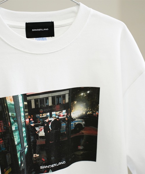 BASIS（ベイシス）の「SANDER LAND 8.2ozオーガニックコットン NY night 半袖Tシャツ（Tシャツ/カットソー・メンズ・ホワイト/ブラック・MEDIUM/LARGE/X-LARGE）」の12枚目の写真