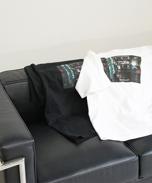 BASIS（ベイシス）の「SANDER LAND 8.2ozオーガニックコットン NY night 半袖Tシャツ（Tシャツ/カットソー・メンズ・ホワイト/ブラック・MEDIUM/LARGE/X-LARGE）」の18枚目の写真