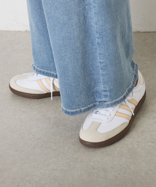 COLLAGE GALLARDAGALANTE（コラージュガリャルダガランテ）の「adidas/SAMBA OG W（スニーカー・レディース・ホワイト・23.5cm/24.5cm/24cm）」の4枚目の写真