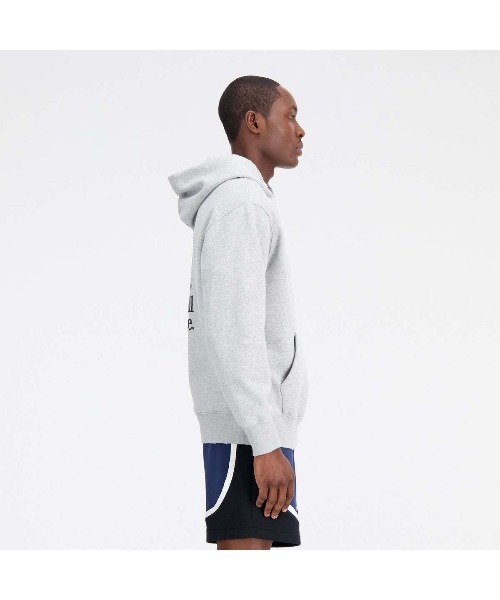 Kinetics(キネティクス)の「New Balance Hoops Lined Sweat Hoodie (ニューバランス Hoops 裏起毛スウェットフーディー)(パーカー・メンズ・グレー・LARGE/MEDIUM/X-LARGE)」の3枚目の写真