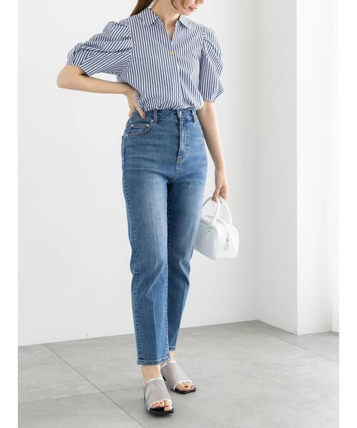 Te chichi（テチチ）の「エンボスロゴミニボストン《2025summer catalog item》（ハンドバッグ・レディース・グリーン/オフホワイト/チャコールグレー・F）」の5枚目の写真