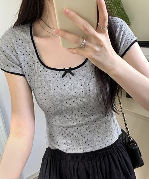 VIBGYOR(ヴィブジョー)の「リボン付き ドット 配色パイピング Tシャツ/韓国ガーリースタイル(CZ)(Tシャツ/カットソー・レディース・グレー/アイボリー・MEDIUM/LARGE)」の1枚目の写真