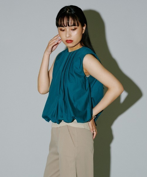 terrace（テラス）の「タックギャザーバルーンノースリーブ（シャツ/ブラウス・レディース・オフホワイト/ブラック/グリーン/ベージュ・MEDIUM）」の14枚目の写真