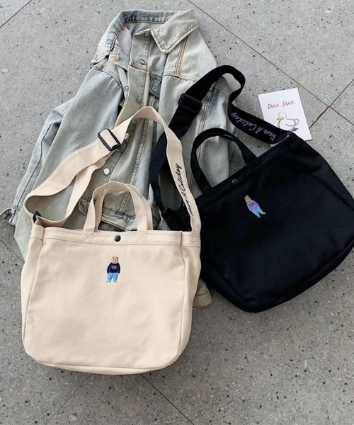 VIBGYOR(ヴィブジョー)の「urbanfemine./A4収納 くま キャンバストートバッグ U7237(トートバッグ・レディース・ブラック/ホワイト・FREE)」の12枚目の写真