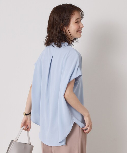 ITS'DEMO（イッツデモ）の「【接触冷感／手洗い可】ショルダータックブラウス（シャツ/ブラウス・レディース・ブラック系/ネイビー/ホワイト系3/レッド系1/サックスブルー・00）」の13枚目の写真