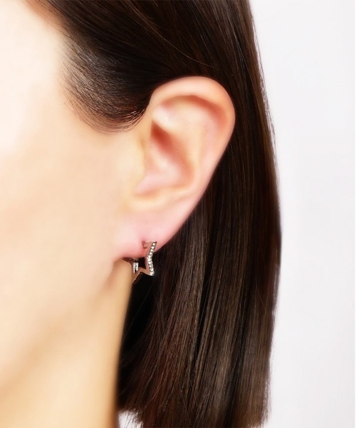 itam(アイタム)の「【itam】アイタム/ ステンレス スター フープピアス(ピアス(両耳用)・レディース・シルバー/ゴールド・FREE)」の4枚目の写真