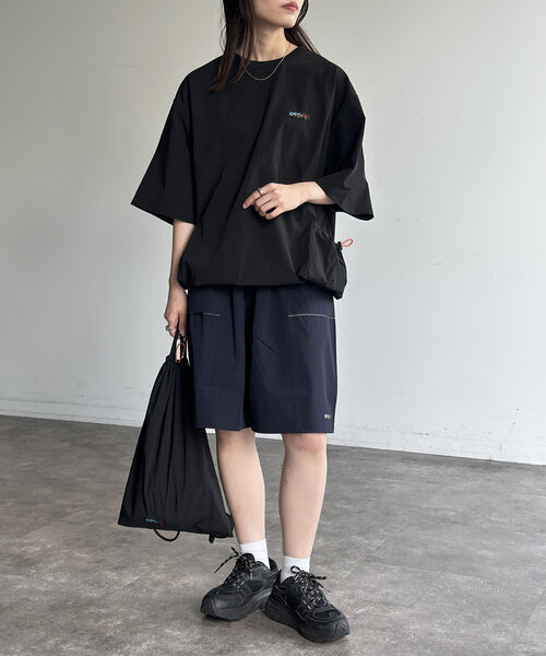 CPCM（シーピーシーエム）の「【フェス3点セット】ストレッチナイロンセットアップ（セットアップ・レディース・ブラック/カーキ/ネイビー・MEDIUM/LARGE）」の3枚目の写真