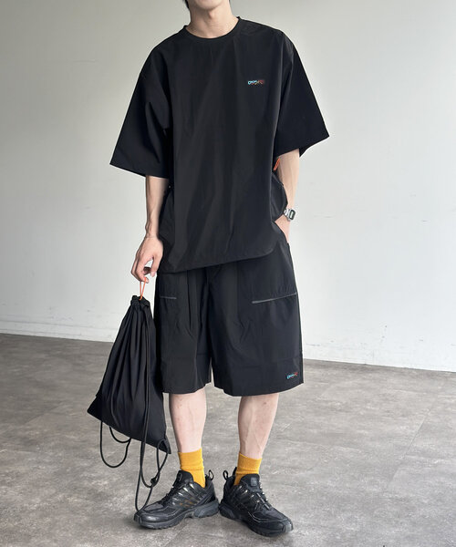 CPCM（シーピーシーエム）の「【フェス3点セット】ストレッチナイロンセットアップ（セットアップ・レディース・ブラック/カーキ/ネイビー・MEDIUM/LARGE）」の2枚目の写真