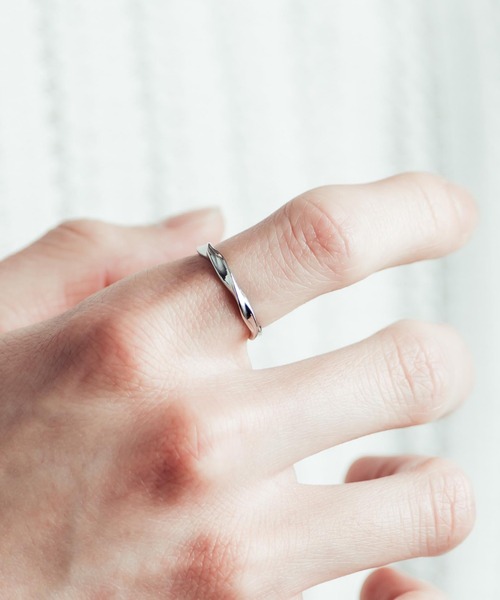 Rocky Monroe(ロッキーモンロー)の「合金リングサイズ調整可能(リング・メンズ・H/A/K/P/I/G/B/N/M/L/F/E/D/C/Q/O/J・FREE)」の2枚目の写真