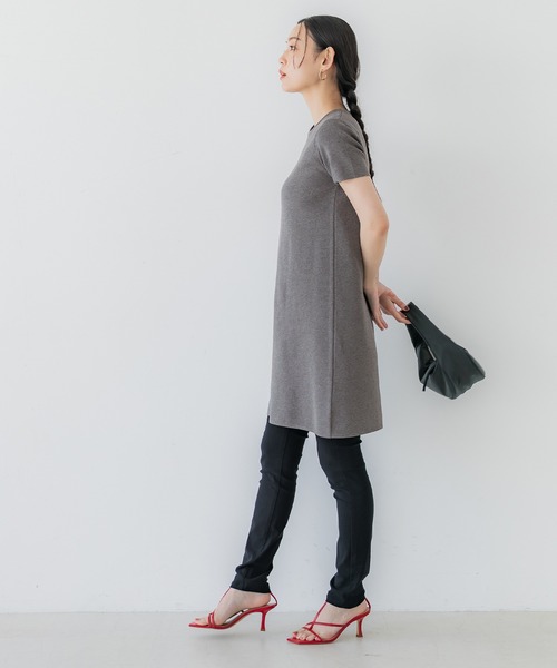 coca(coca)(コカ)の「ニットミニワンピース(ワンピース・レディース・その他1/グレー・M/L/S)」の4枚目の写真