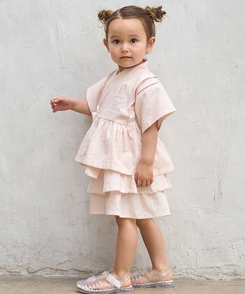 petit main(プティマイン)の「ペプラムフリル甚平(浴衣・キッズ・ライトブルー/ライトピンク・90cm/100cm/110cm/80cm/120cm/130cm)」の3枚目の写真