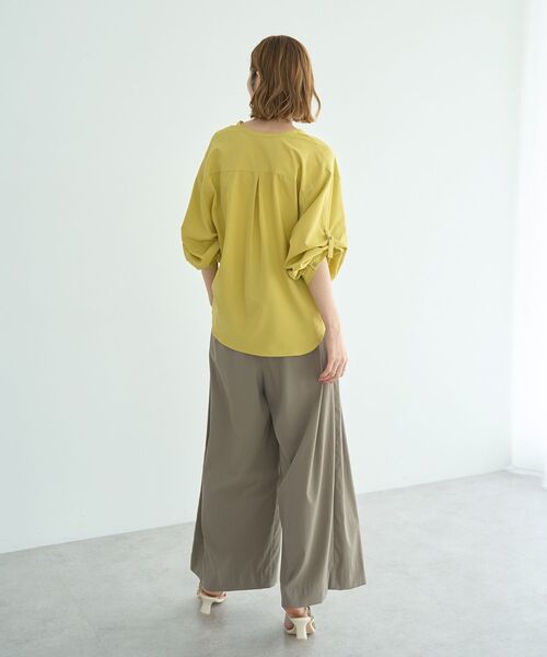 YECCA VECCA（イェッカヴェッカ）の「2wayボリューム袖スキッパーブラウス（シャツ/ブラウス・レディース・ベージュ/イエロー/ストライプ/オフホワイト・FREE）」の11枚目の写真