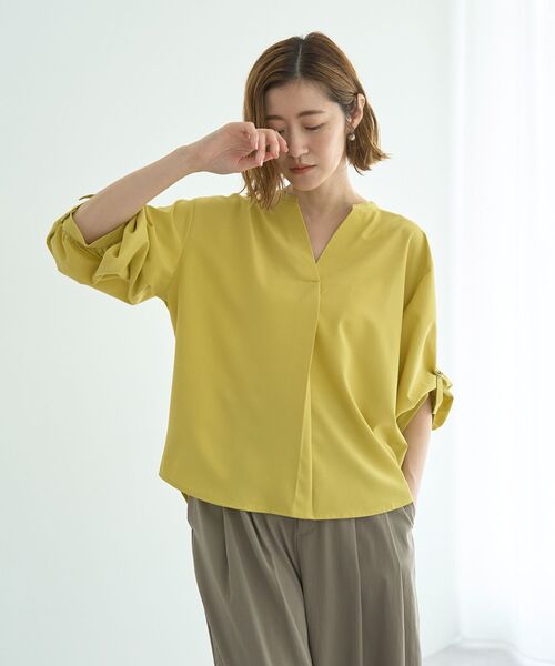 YECCA VECCA（イェッカヴェッカ）の「2wayボリューム袖スキッパーブラウス（シャツ/ブラウス・レディース・ベージュ/イエロー/ストライプ/オフホワイト・FREE）」の13枚目の写真