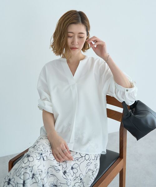 YECCA VECCA（イェッカヴェッカ）の「2wayボリューム袖スキッパーブラウス（シャツ/ブラウス・レディース・ベージュ/イエロー/ストライプ/オフホワイト・FREE）」の15枚目の写真