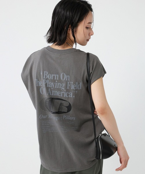 Russell Athletic(ラッセルアスレティック)の「【RUSSELL ATHLETIC】<別注>ノースリーブT(Tシャツ/カットソー・レディース・オフホワイト/チャコール・フリー)」の2枚目の写真