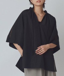 フリルネックレースブラウス