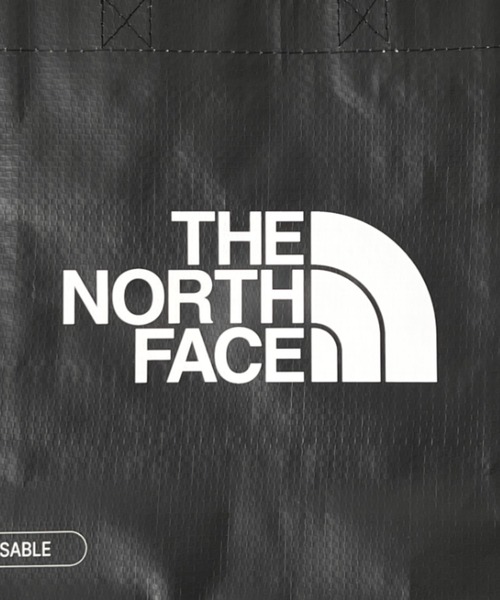 THE NORTH FACE(ザノースフェイス)の「THE NORTH FACE(ザ・ノースフェイス)/SHOPPER BAG XS/ショッパーバッグ XS(エコバッグ/サブバッグ・レディース・ホワイト/ブラック・FREE)」の11枚目の写真