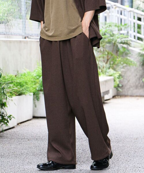 CRAFT STANDARD BOUTIQUE(クラフトスタンダードブティック)の「接触冷感/イージーケア ボンディング楊柳イージーパンツ(その他パンツ・メンズ・ブラウン/ブラック・S/M/L)」の11枚目の写真