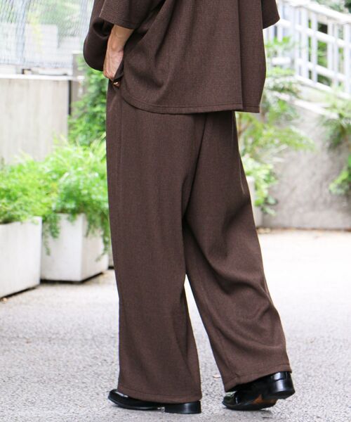 CRAFT STANDARD BOUTIQUE(クラフトスタンダードブティック)の「接触冷感/イージーケア ボンディング楊柳イージーパンツ(その他パンツ・メンズ・ブラウン/ブラック・S/M/L)」の12枚目の写真