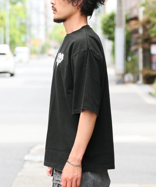 LUXSTYLE(ラグスタイル)の「ピグメントハードウォッシュハートロゴ刺繍半袖Tシャツ(Tシャツ/カットソー・メンズ・ブラック系その他/ブラック系その他2・XL/L/M/S)」の10枚目の写真