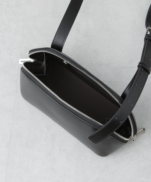 ADD CULUMN(アドカラム)の「ADD CULUMN/FIGRE BODYBAG(ショルダーバッグ・レディース・ブラウン/ブラック/カーキ・FREE)」の13枚目の写真