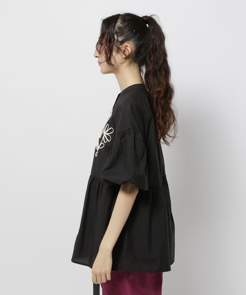 niko and...（ニコアンド）の「ふんわりコード刺繍ブラウス（シャツ/ブラウス・レディース・オフホワイト/ブルー/ブラック・LARGE/MEDIUM）」の14枚目の写真