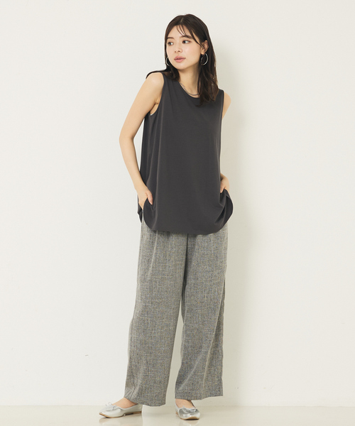 abahouse mavie(アバハウスマヴィ)の「【2WAY】スクエアネックシャツヘムタンク/レイヤードインナー(タンクトップ・レディース・ブラック/チャコールグレー/ホワイト・フリー)」の11枚目の写真