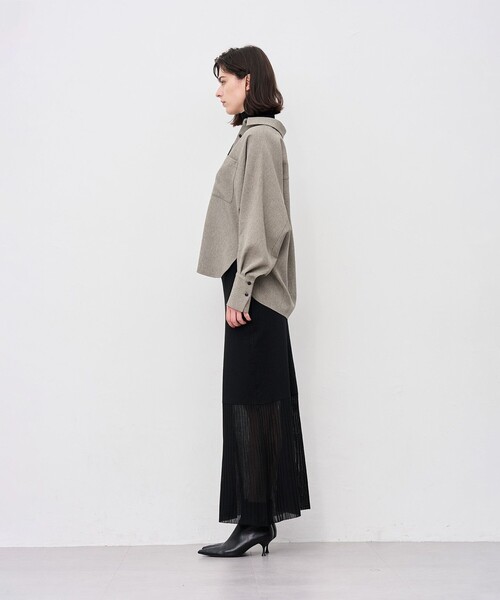 uncrave(アンクレイヴ)の「ウォッシャブルウールライクツイル ドルマンシャツ(シャツ/ブラウス・レディース・ダークブラウン系/ブラウン系/グレー系/ネイビー系・1/2)」の9枚目の写真